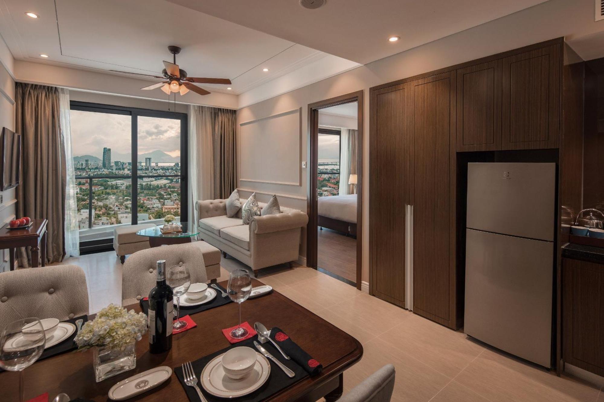 Luxury Apartment - Rooftop Swimming Pool - Beach Front - Hinata Apartment Da Nang Bagian luar foto