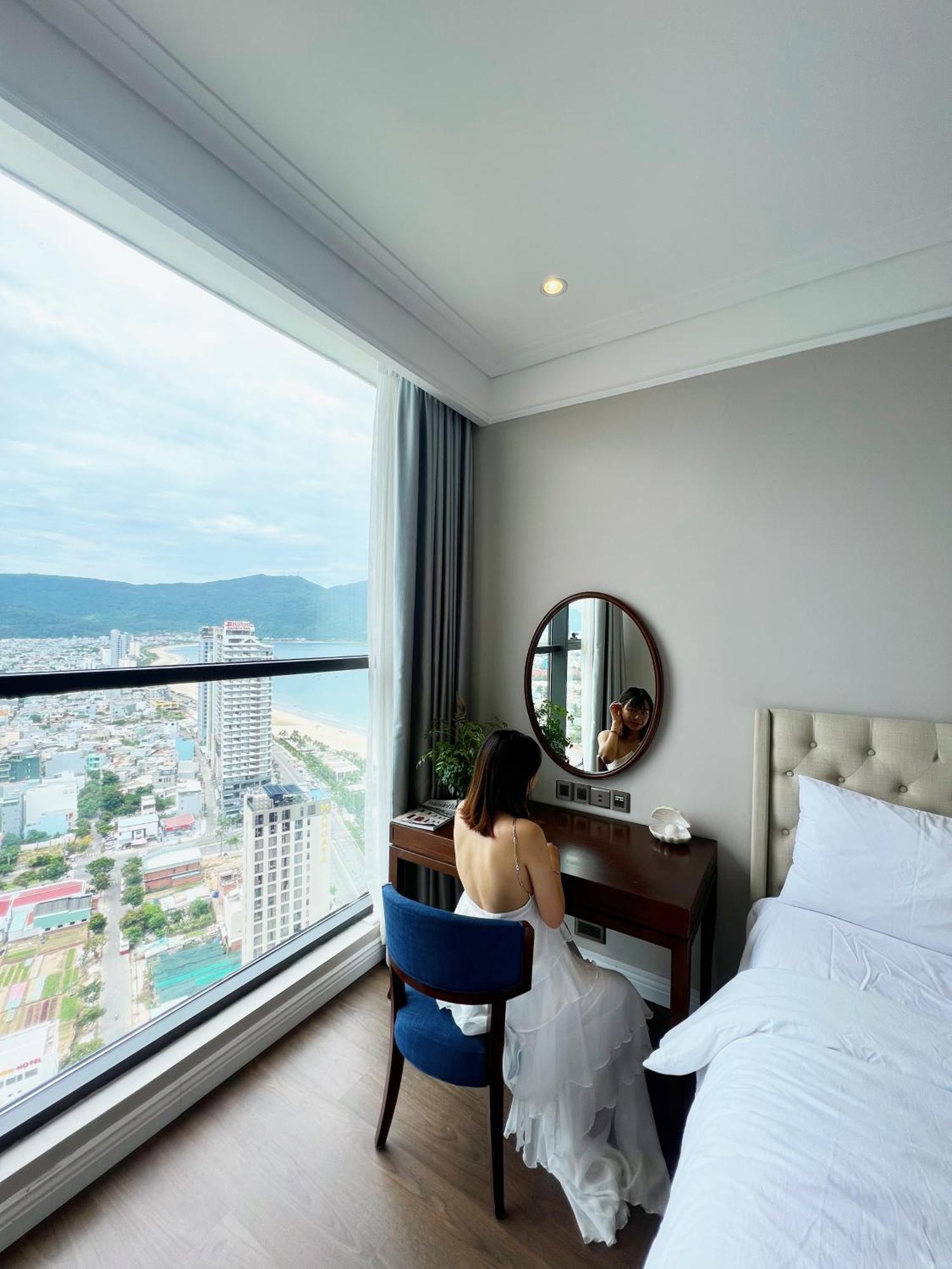 Luxury Apartment - Rooftop Swimming Pool - Beach Front - Hinata Apartment Da Nang Bagian luar foto