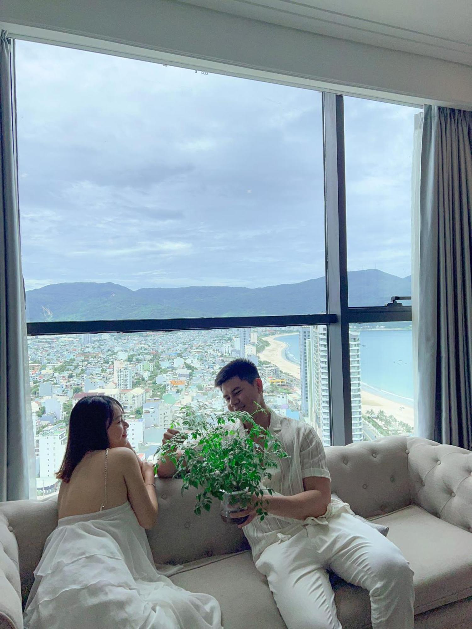 Luxury Apartment - Rooftop Swimming Pool - Beach Front - Hinata Apartment Da Nang Bagian luar foto